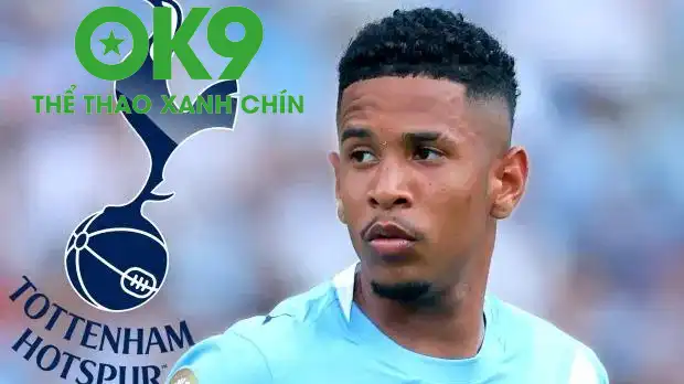 Thất bại trong thương vụ chiêu mộ Eze khiến Tottenham phải chuyển hướng sang Savinho (Ảnh: The Sun) Thất bại trong thương vụ chiêu mộ Eze khiến Tottenham phải chuyển hướng sang Savinho (Ảnh: The Sun)